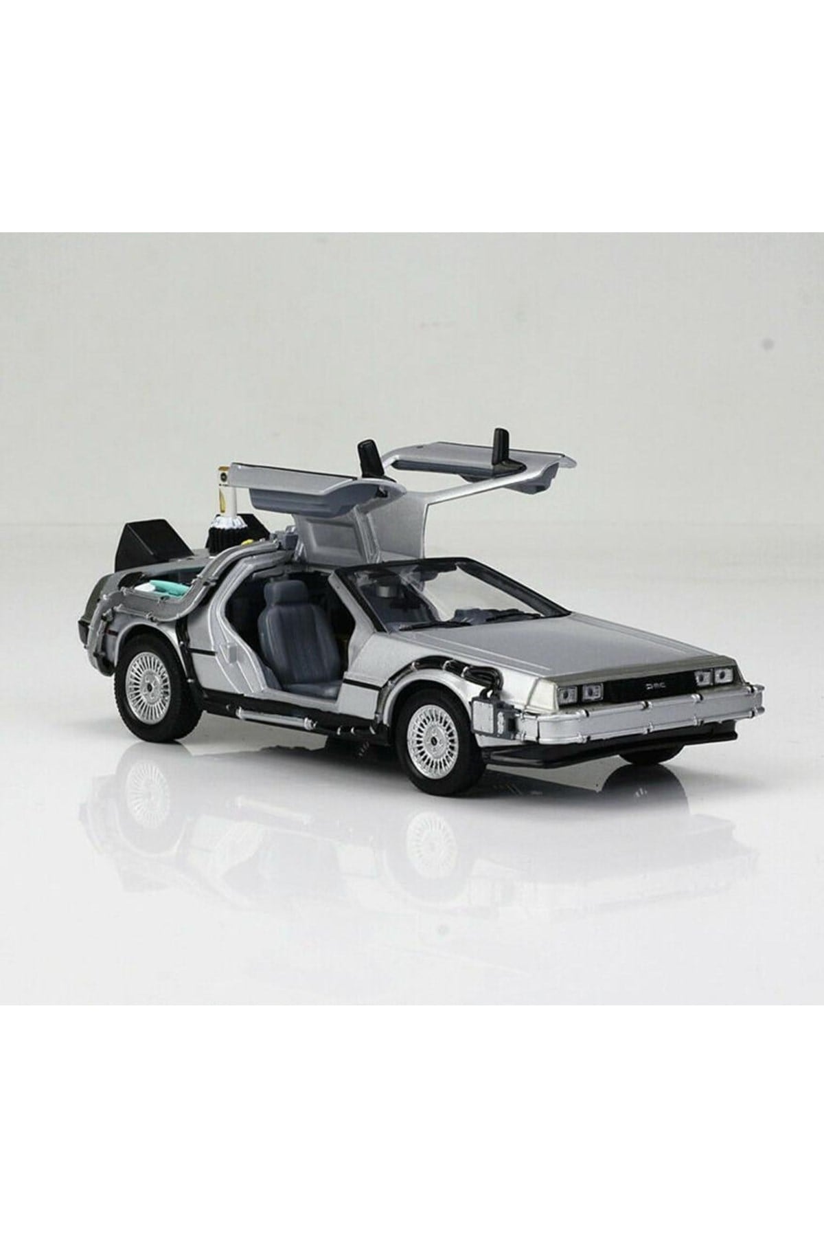 22441 WELLY 1 24 BACK TO THE FUTURE II-Maket Araçlar