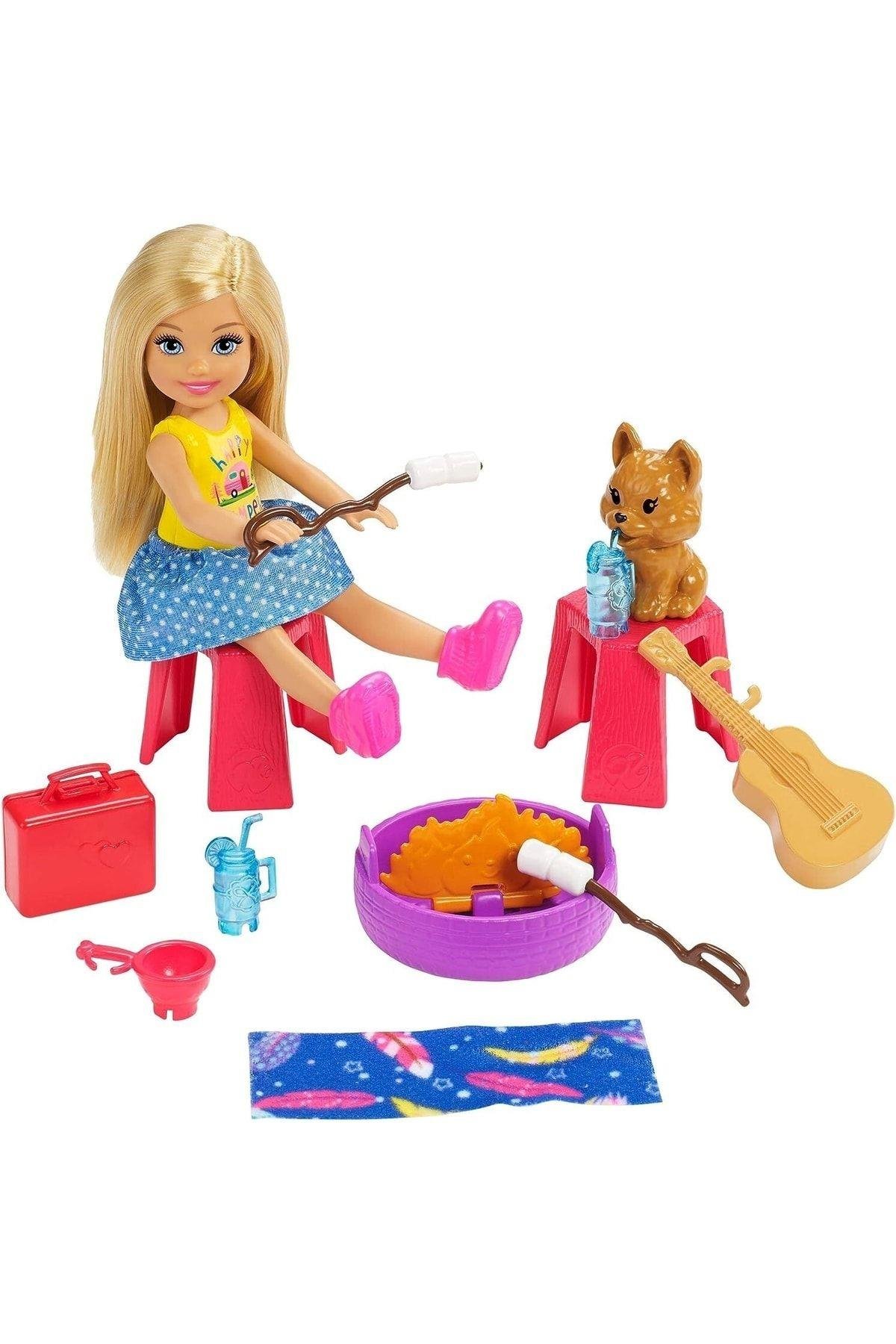 Barbie Club Chelsea Karavanı Oyun Seti, Chelsea'nin Yavru Köpeği Ve Aksesuarlar Fxg90-Oyuncak Bebekler