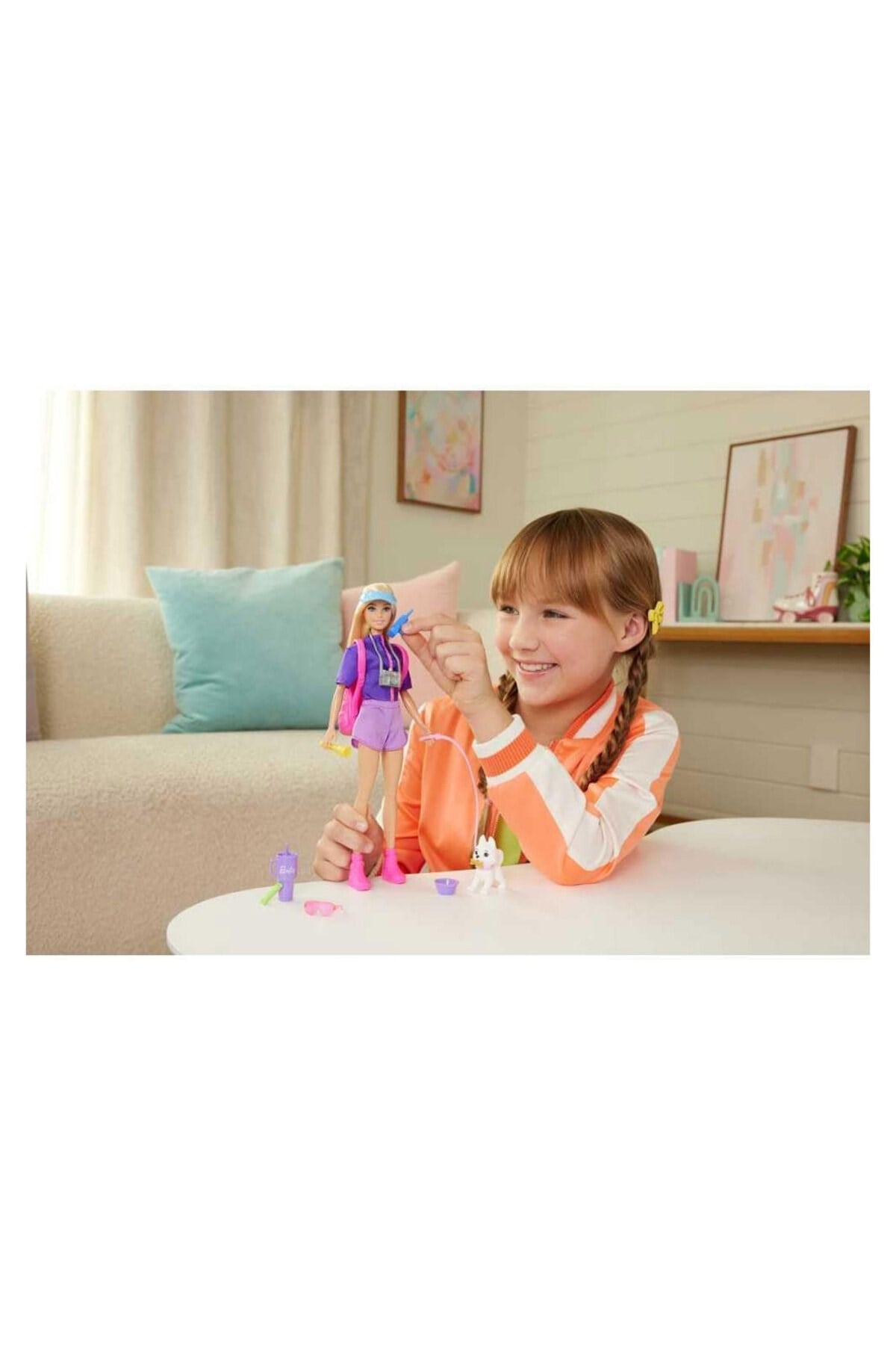 Barbie Malibu Bebek ve Aksesuar Seti JJV59-Oyuncak Bebekler