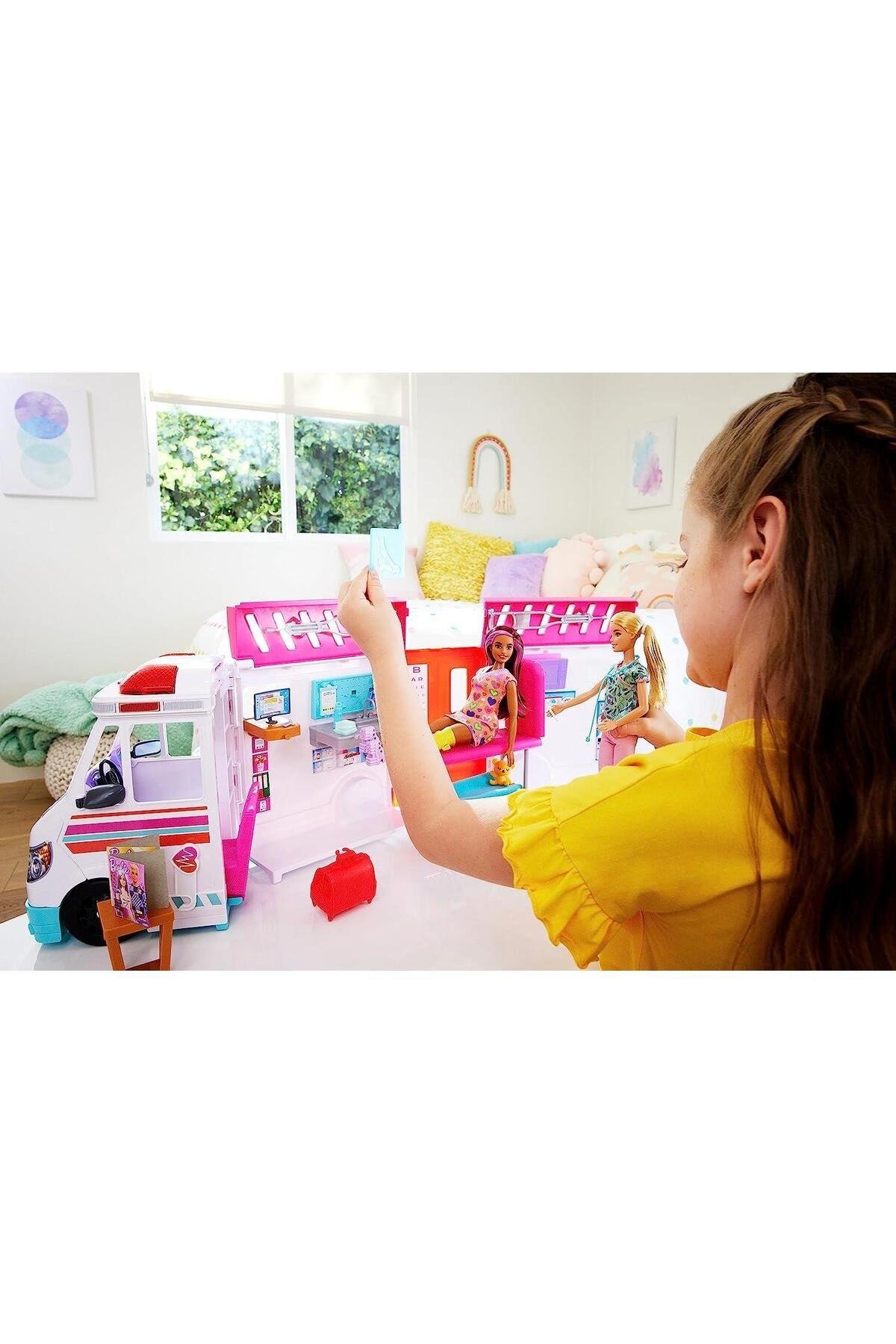 Barbienin Yeni Ambulansı HKT79-Oyuncak Bebekler