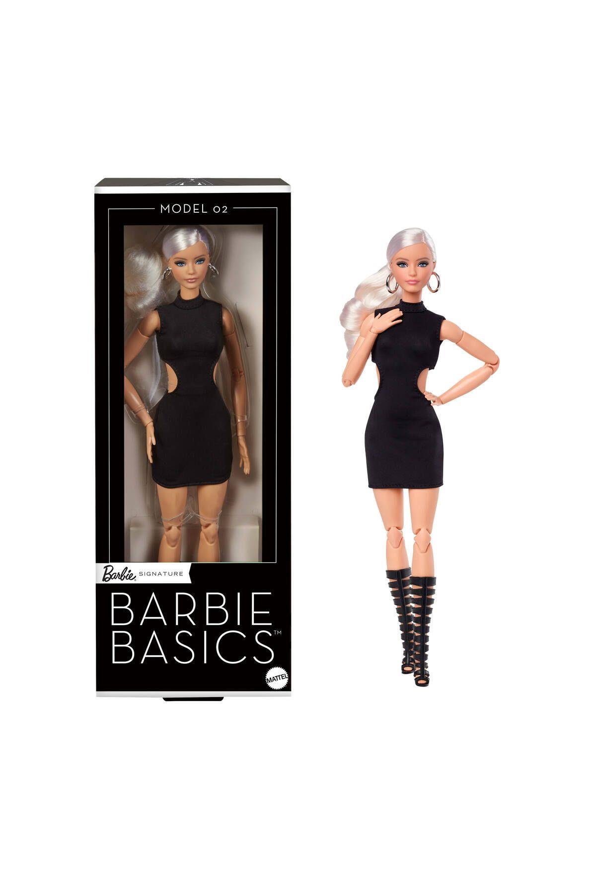 BASICS™ İkonik Koleksiyon Bebekler - Siyah elbisesi ve gladyatör çizmeleriyle sarışın JBH71-Oyuncak Bebekler