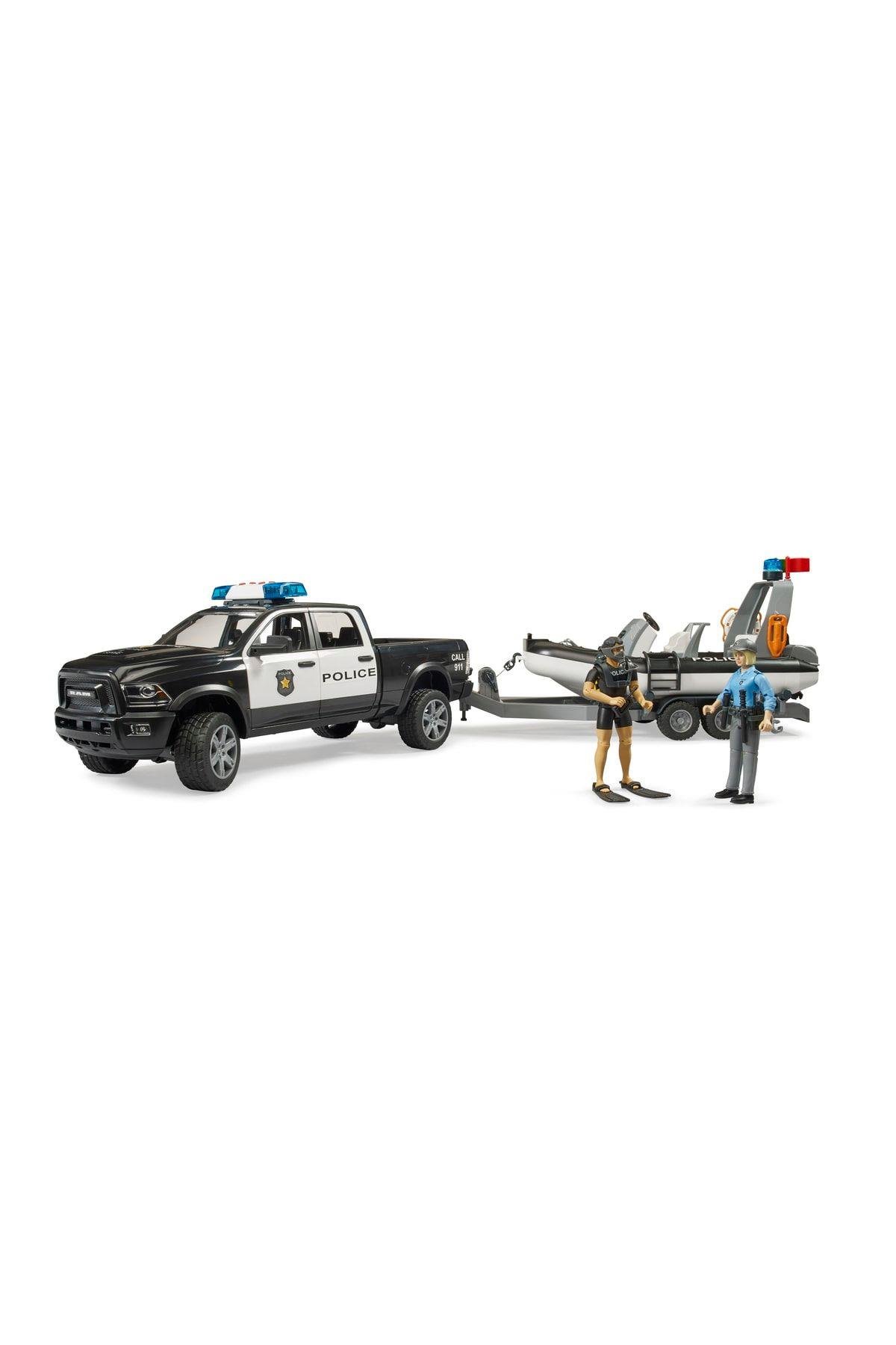 Bruder Br02507 Ram 2500 Polis Aracı Römork Zodyak 2 Figür Ve Aksesuarlar-Oyuncak Arabalar ve Kamyonlar