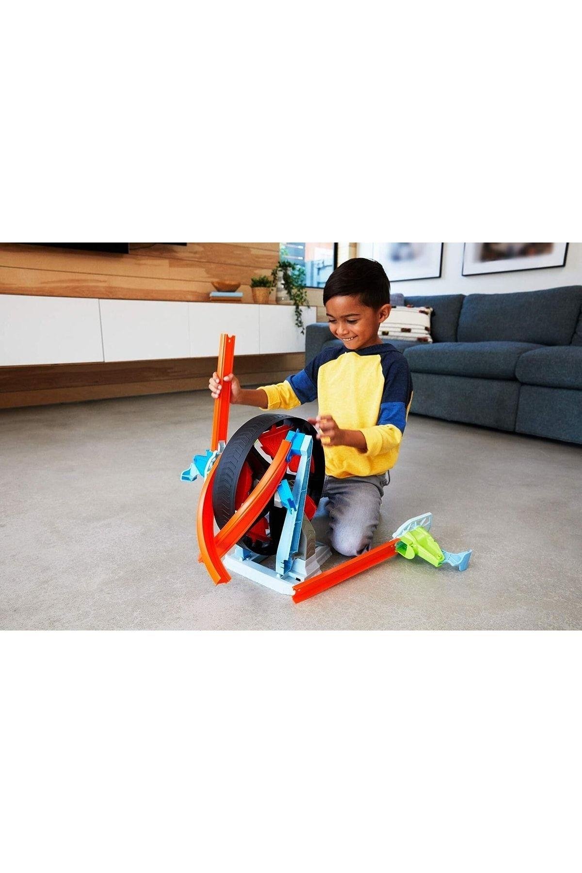 Dönen Tekerlek Macerası Yarış Seti Gjm77-Araba Garaj ve Setleri