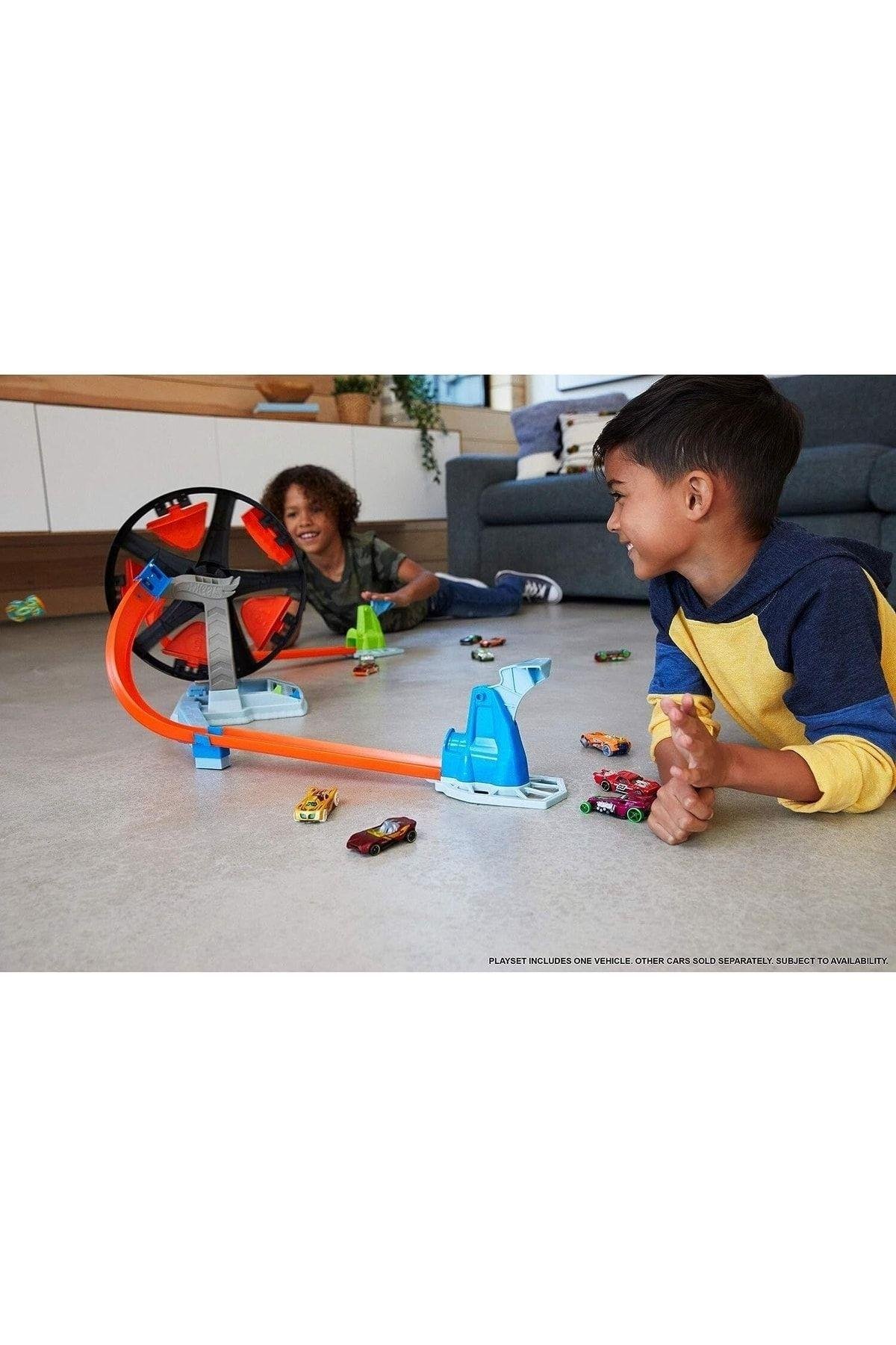 Dönen Tekerlek Macerası Yarış Seti Gjm77-Araba Garaj ve Setleri