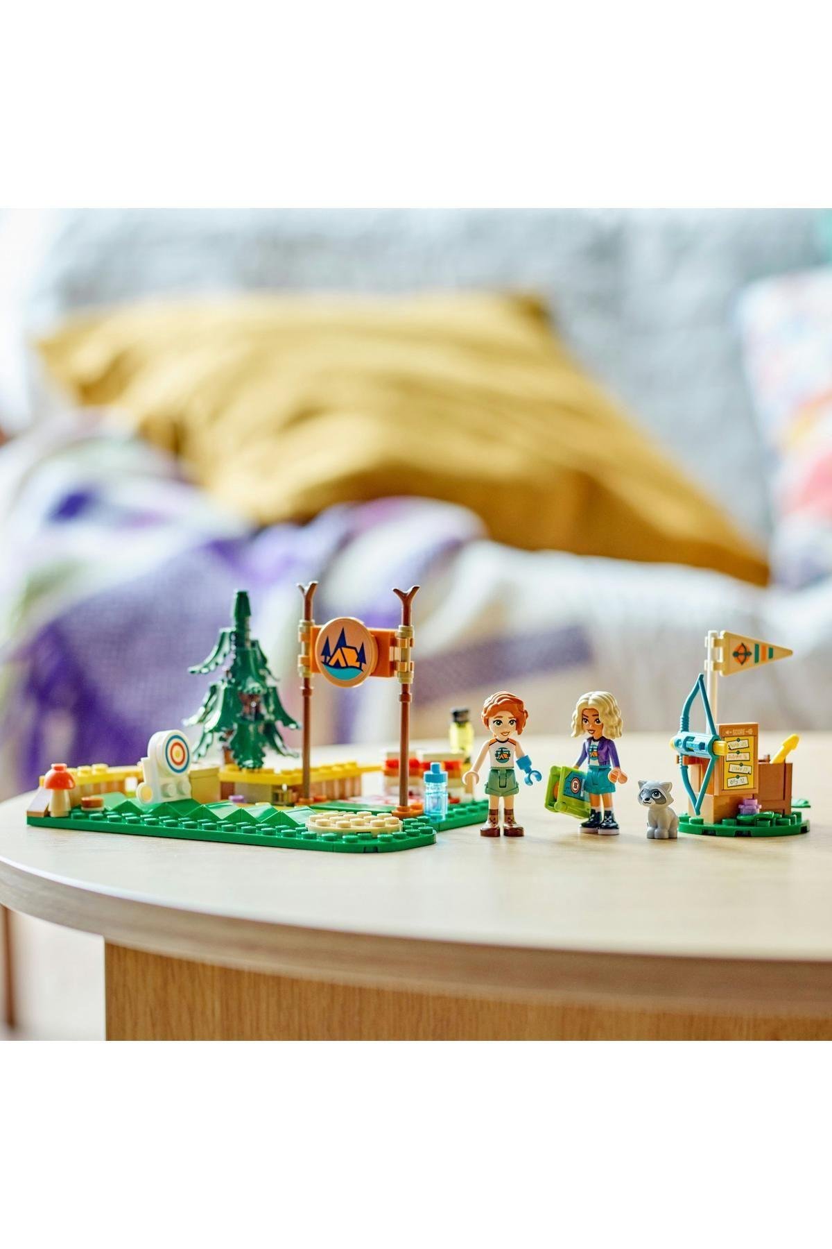 Friends Macera Kampı Okçuluk Alanı 42622 - 6 Yaş ve Üzeri Çocuklar için Autumn ve Nova M-Lego