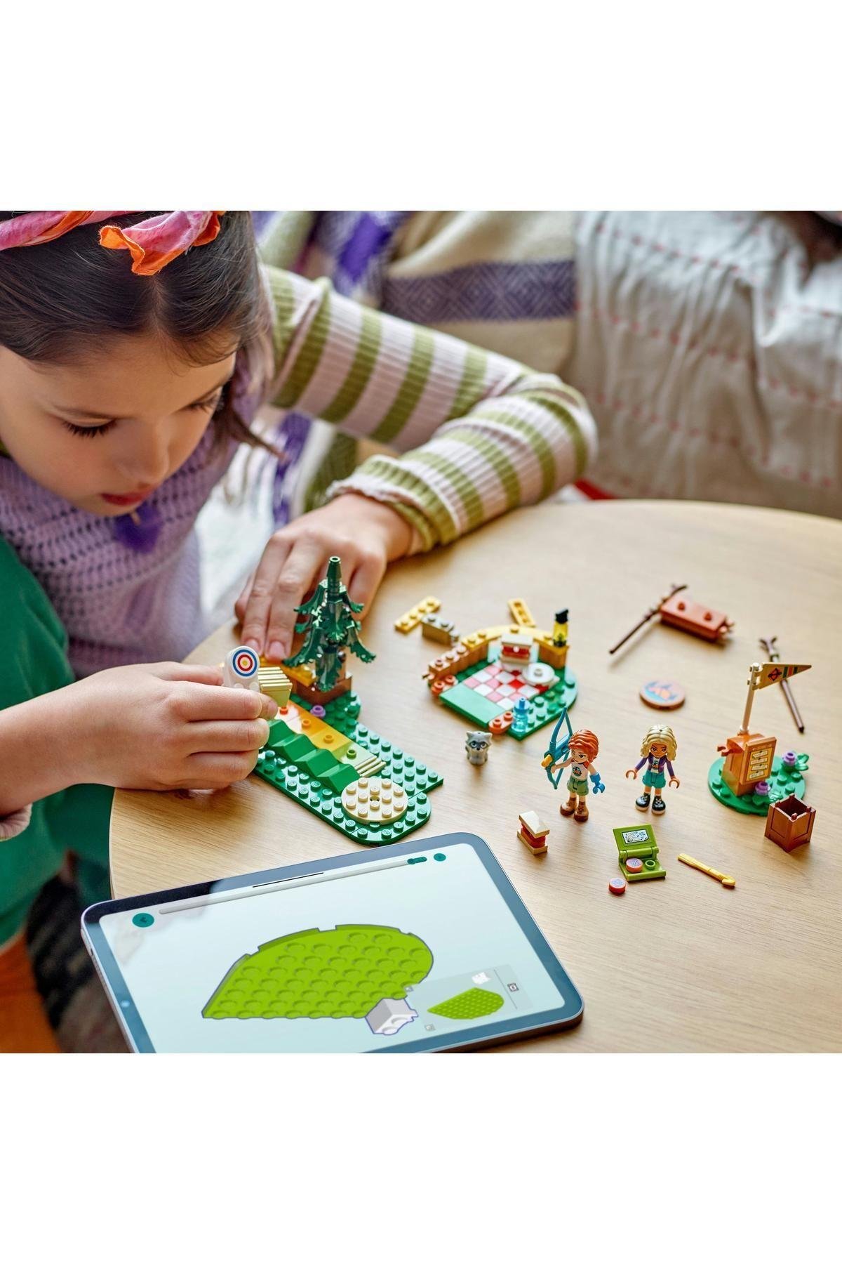 Friends Macera Kampı Okçuluk Alanı 42622 - 6 Yaş ve Üzeri Çocuklar için Autumn ve Nova M-Lego