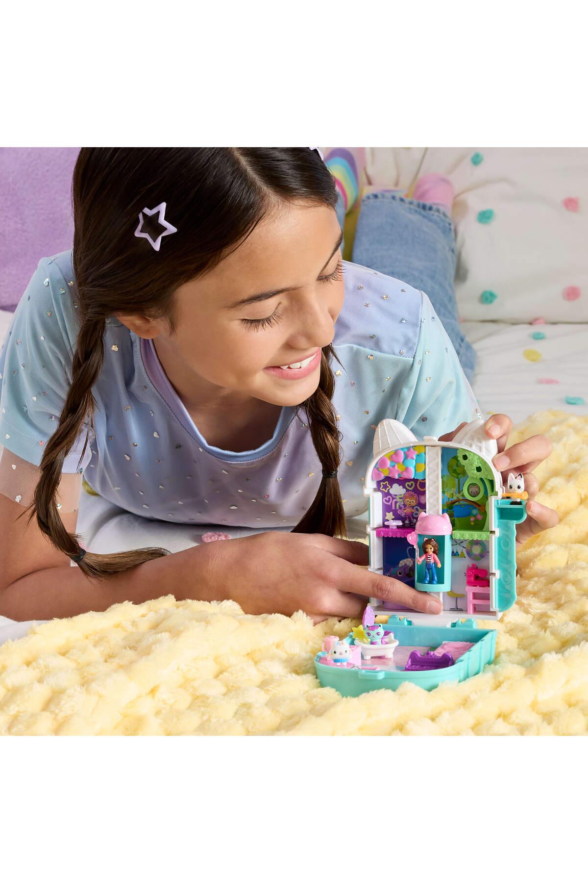 Gabby's Dollhouse mikro bebekler ve mini oyun seti, 9 aksesuar JFV02-Oyuncak Bebekler