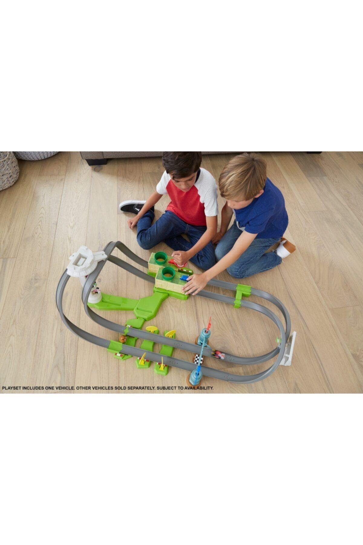 HOT WHEELS Mario Kart Çılgın Dönüş Parkuru Yarış Seti Ghk15-Araba Garaj ve Setleri