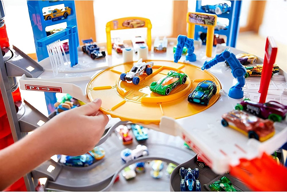 Hot Wheels Super Ultimate Garaj Dev Kule Fml03-Araba Garaj ve Setleri
