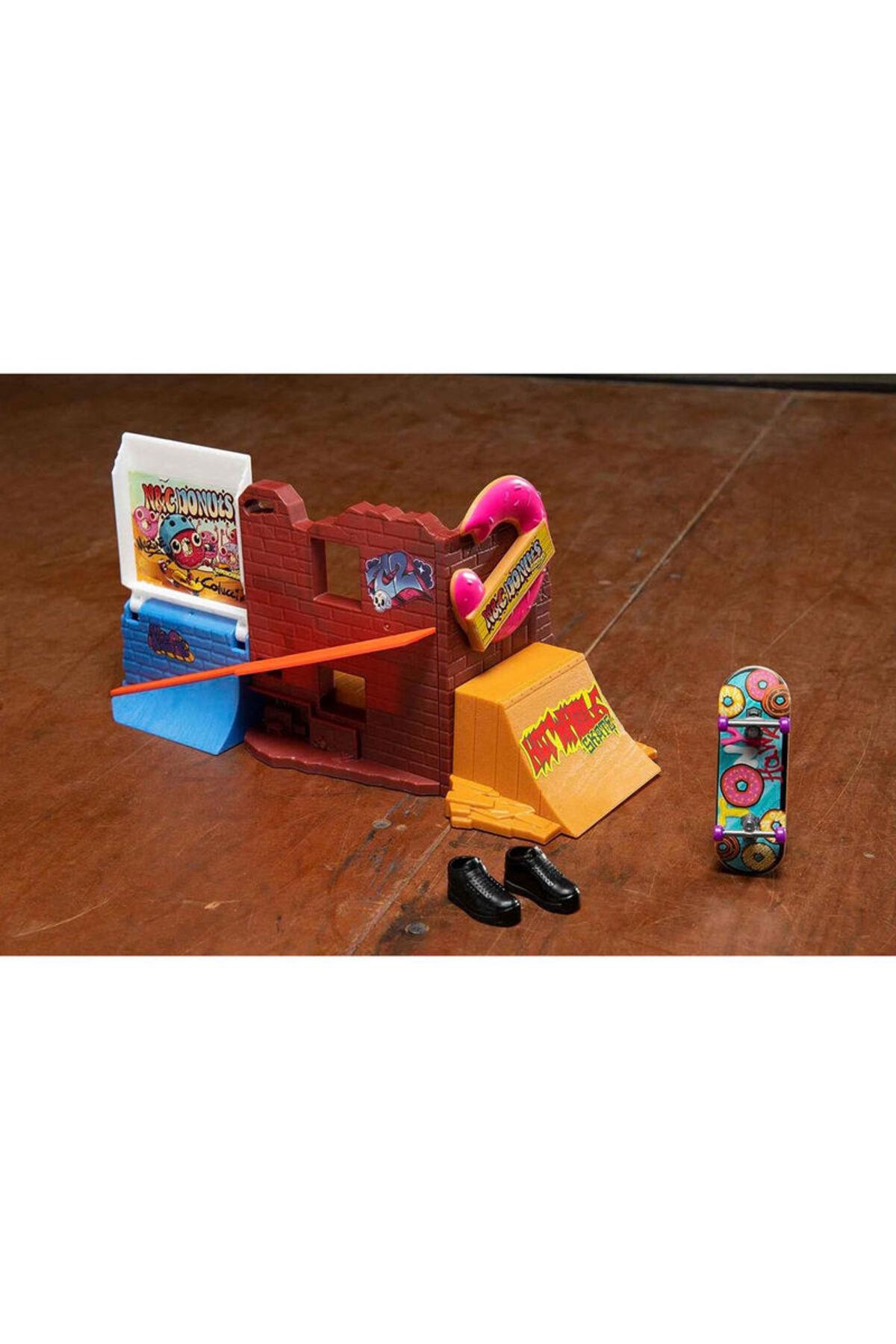 HW SKATE DROP IN SKATE SET ASST DONUT SKATEPARK HGT92-Araba Garaj ve Setleri