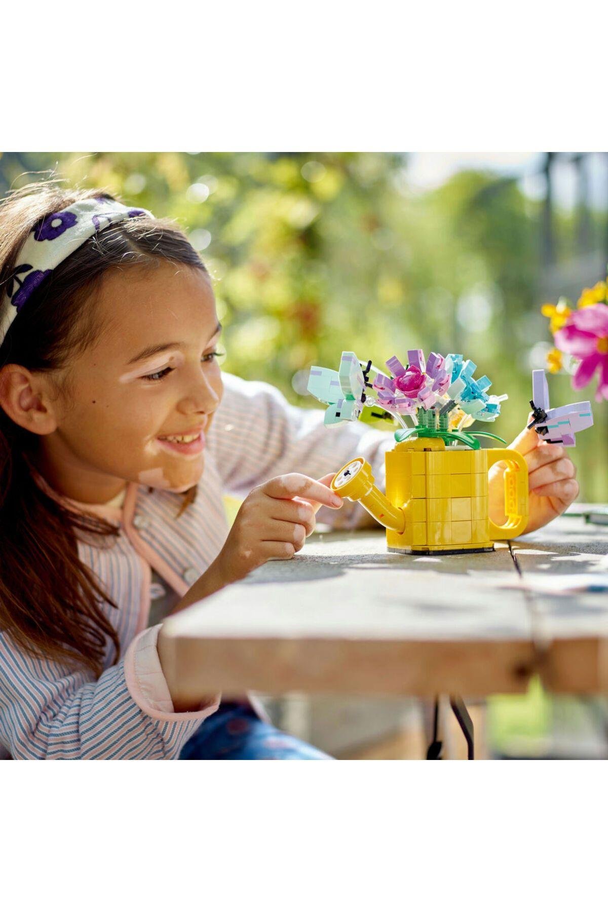 LEGO ® Creator Sulama Kabında Çiçekler 31149 -  3’ü 1 Arada Yaratıcı Oyuncak Yapım Seti (420 Parça)-Lego