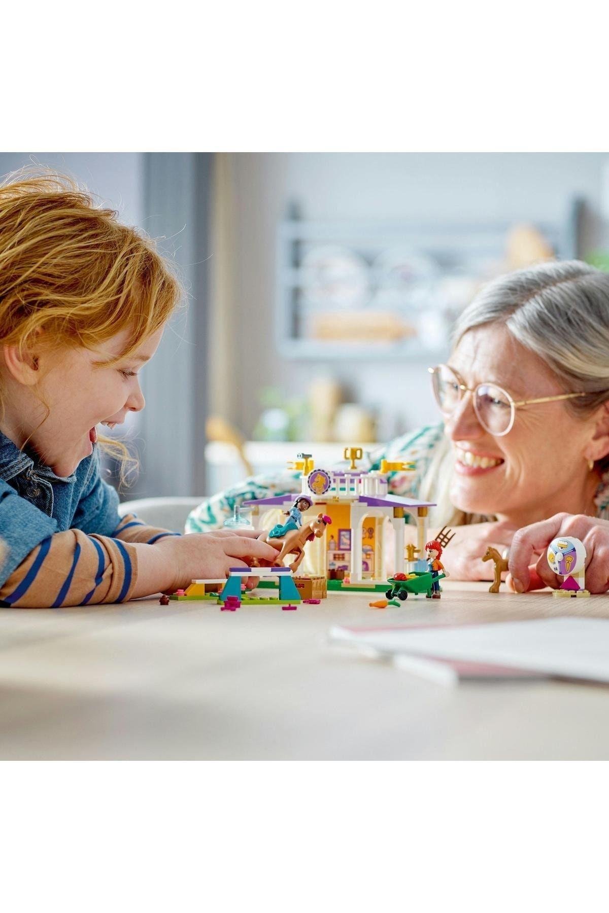 LEGO ® Friends At Eğitimi 41746 - 4 Yaş Ve Üzeri Çocuklar Için 2 Mini Bebek Ve 2 At Figürü Içer-Lego