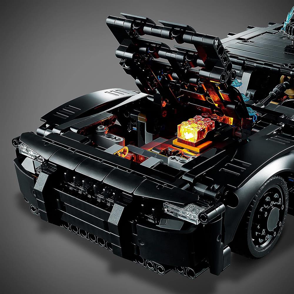 Lego Technic Batman Batmobile 42127-Lego