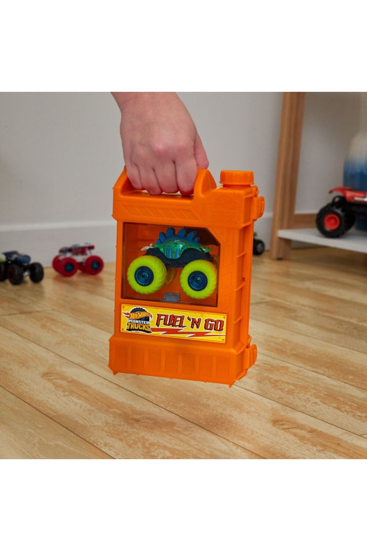 Monster Trucks Taşınabilir Oyun Seti HXT04-Araba Garaj ve Setleri