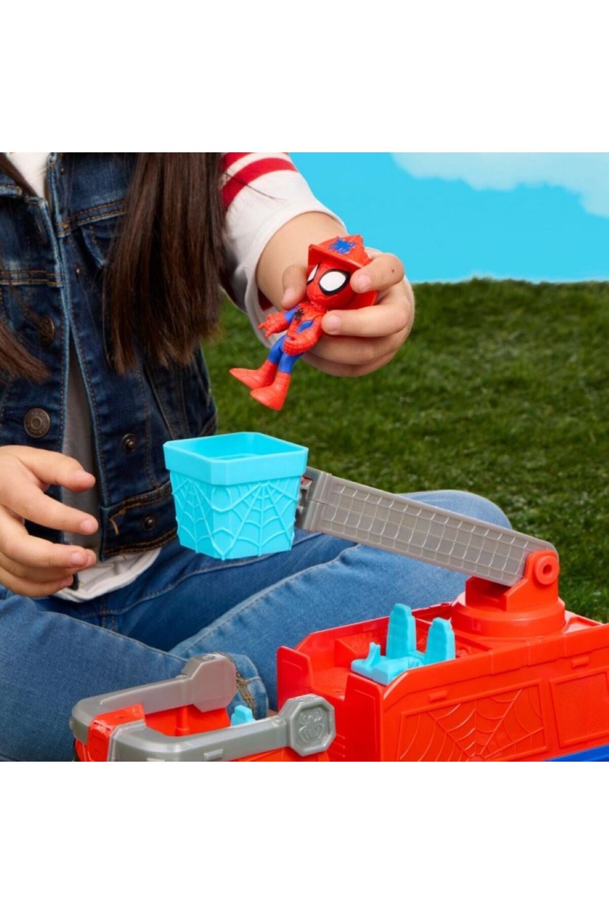 SPIDEY RESCUEWEBS FIRE TRUCK G1992-Karakter Figürleri