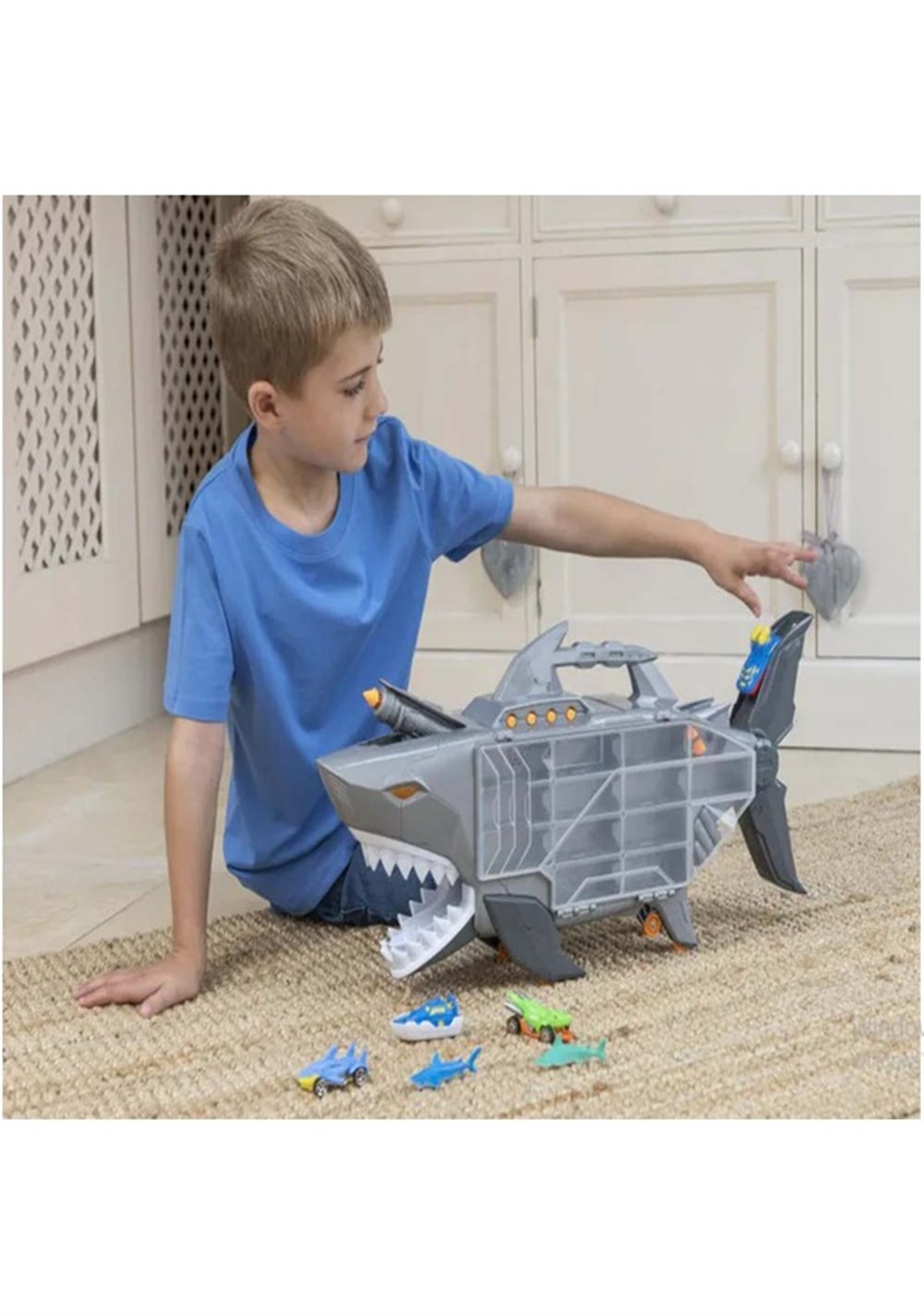 Sunman Transporter Çantalı Robot Köpekbalığı-Araba Garaj ve Setleri