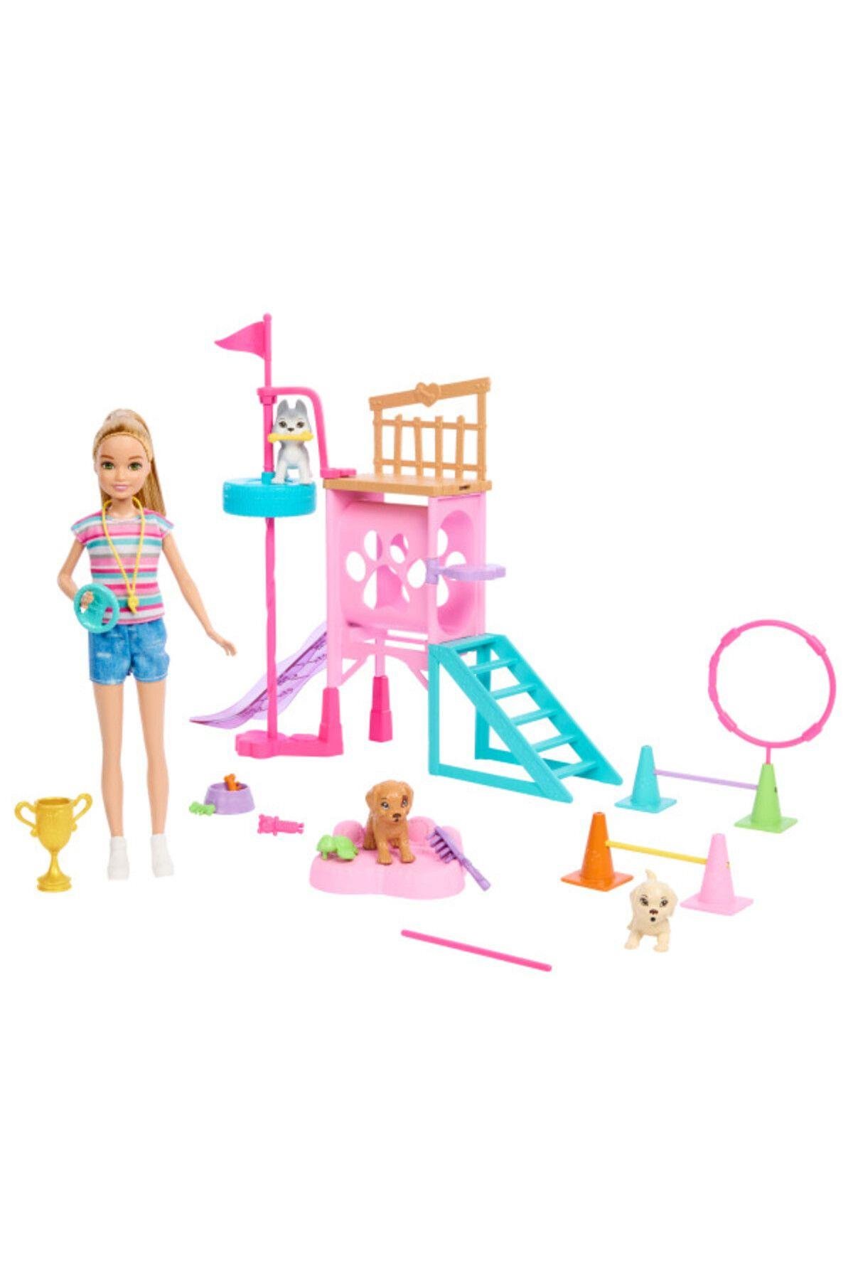 ve Stacie'nin Köpekçik Oyun Parkı HMR10-Oyuncak Bebekler