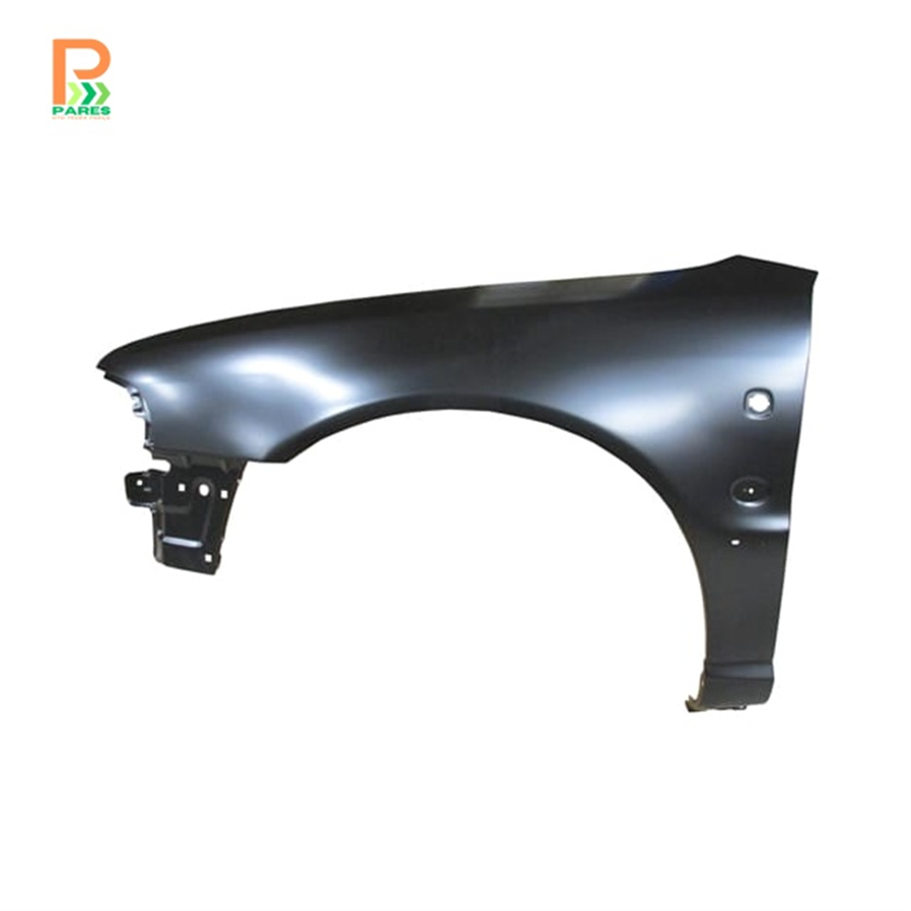 AUDI A4- 1995-1999- ÖN ÇAMURLUK DELİKLİ SOL TARAF 