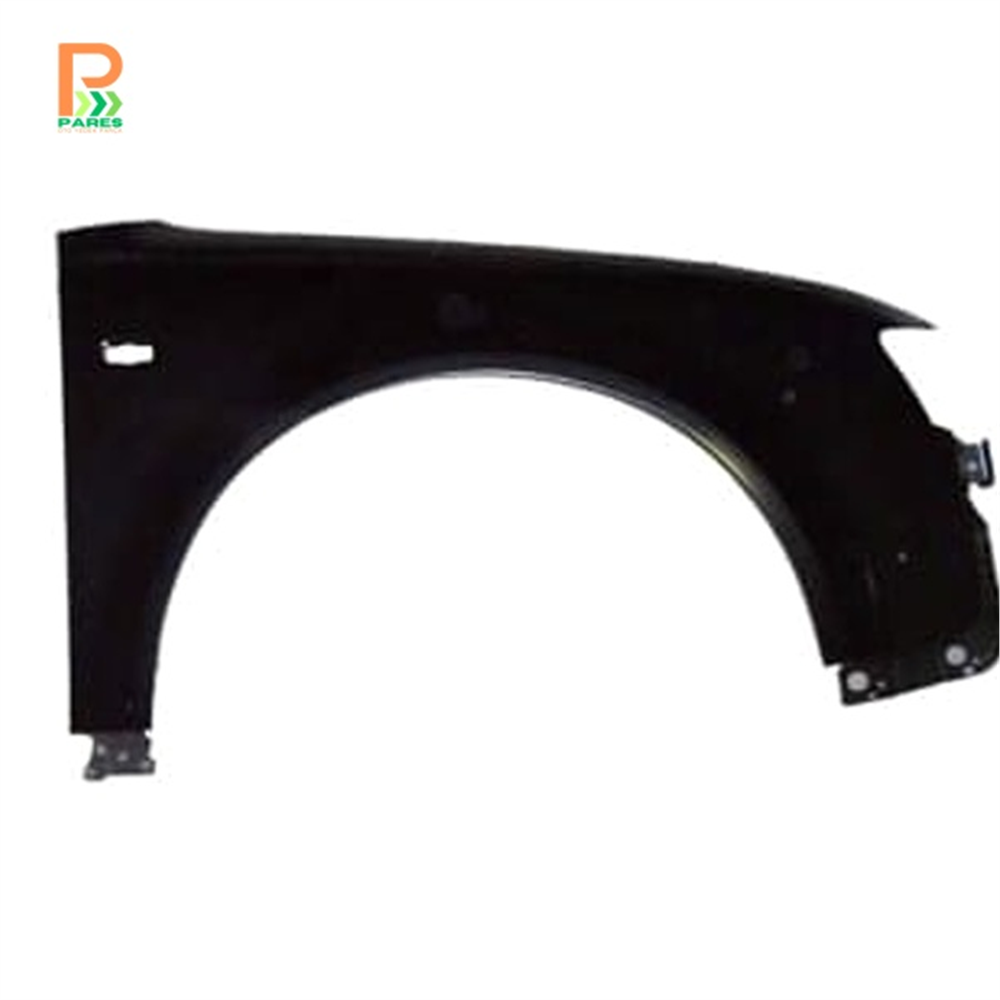 AUDI A4- 2002-2005- ÖN ÇAMURLUK DELİKLİ SAĞ TARAF 