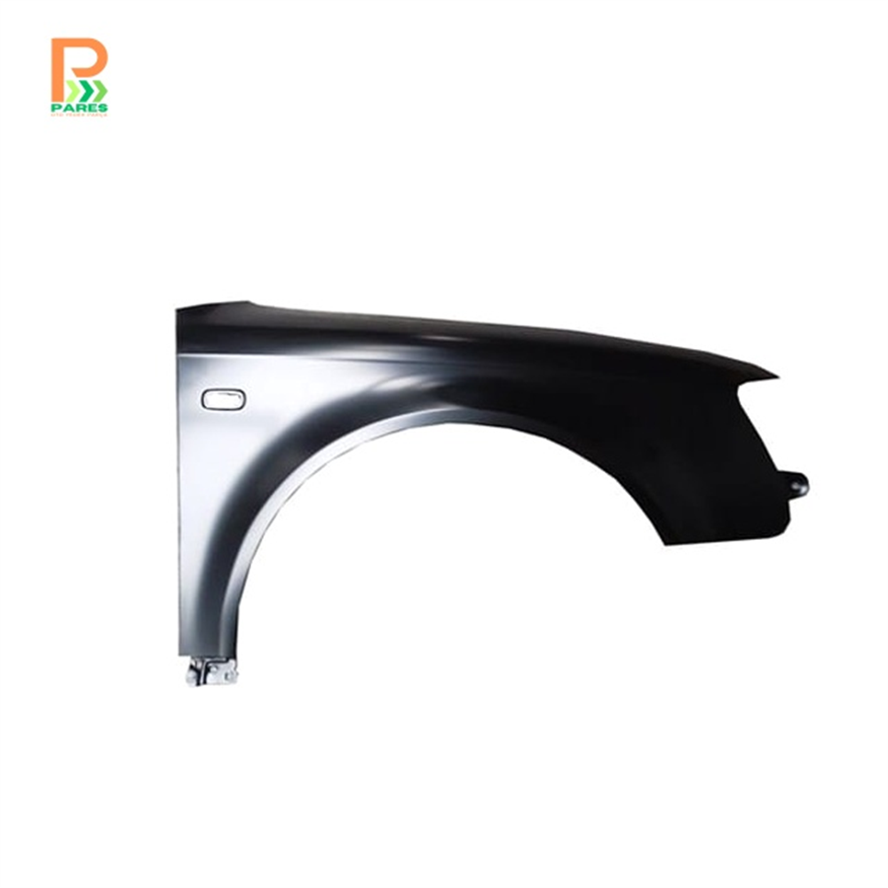 AUDI A4- 2005-2008- ÖN ÇAMURLUK DELİKLİ SOL TARAF 