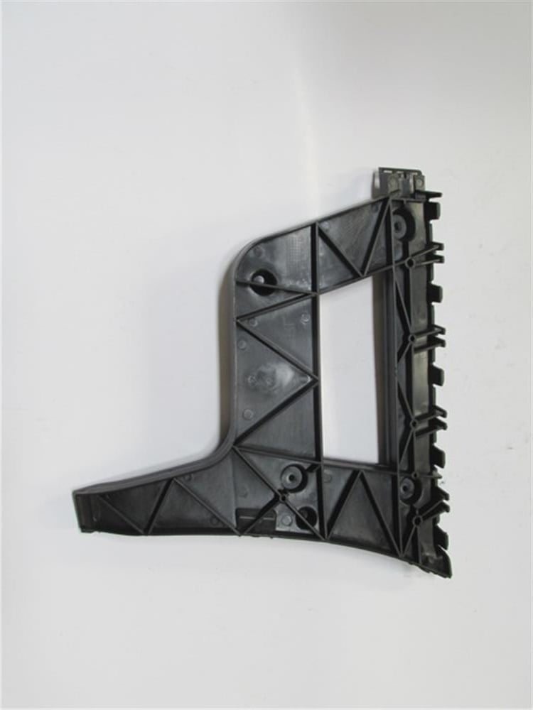 AUDI A4- 2008-2012- ARKA TAMPON BRAKETİ İÇ SAĞ TARAF (YAN KULAĞA TAKILAN) (PLASTİK) 