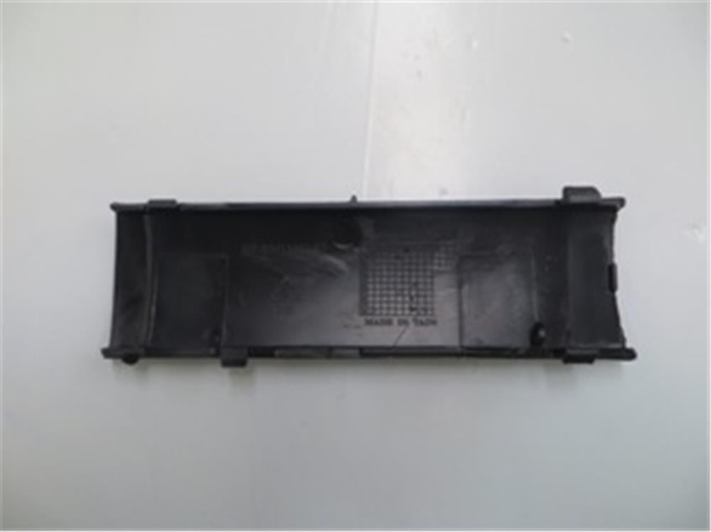 BMW 3 SERI- E36- SD/COUPE- 94/98; ÖN TAMPON ÇEKİ DEMİRİ KAPAĞI SİYAH