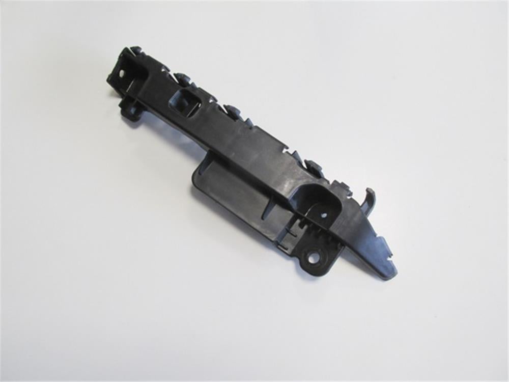 CHEVROLET CRUZE- 2009-2012- ÖN TAMPON İÇ BAĞLANTI BRAKETİ SAĞ TARAF PLASTİK 
