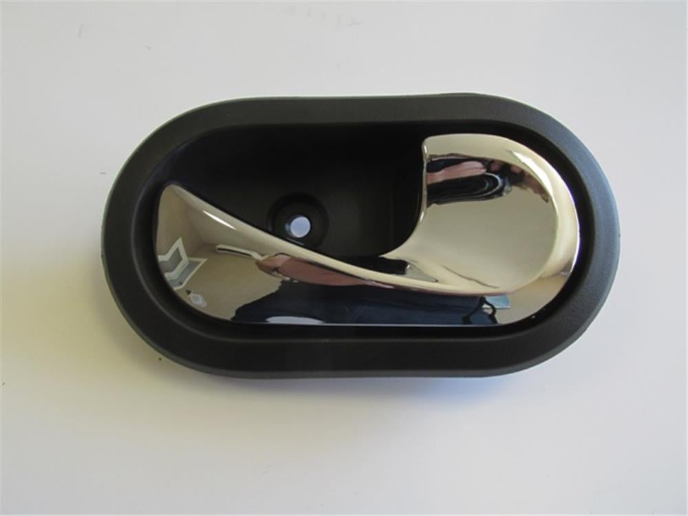 DACIA DUSTER- 10/17; ÖN KAPI İÇ AÇMA KOLU SAĞ TARAF (ELCEĞİ NİKELAJLI)