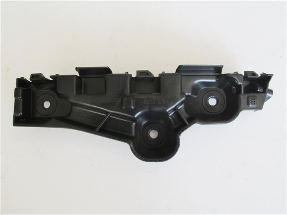 DACIA SANDERO- 2013-2016- ÖN TAMPON BRAKETİ SOL TARAF 