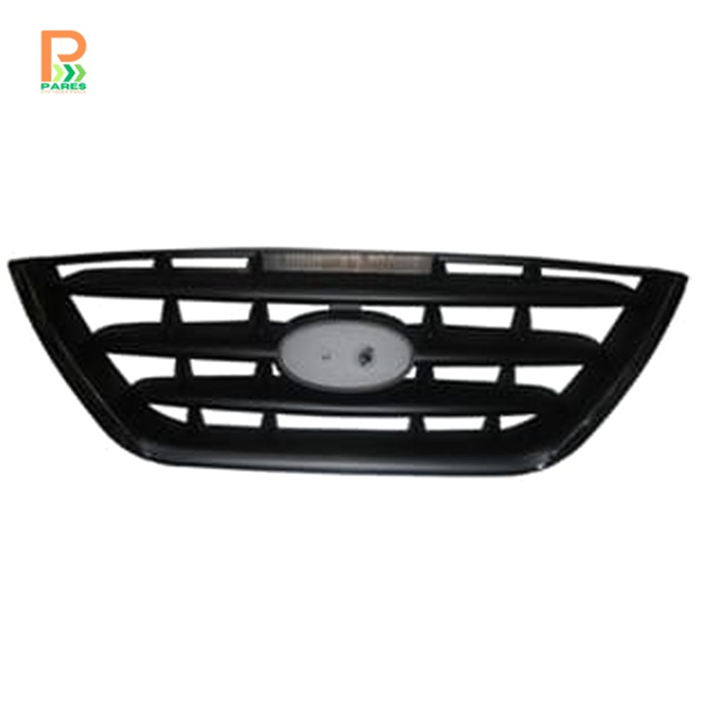 HYUNDAI ELANTRA- 04/07; ÖN PANJUR SİYAH/NİKELAJLI (YATAY ÇİZGİLİ) 
