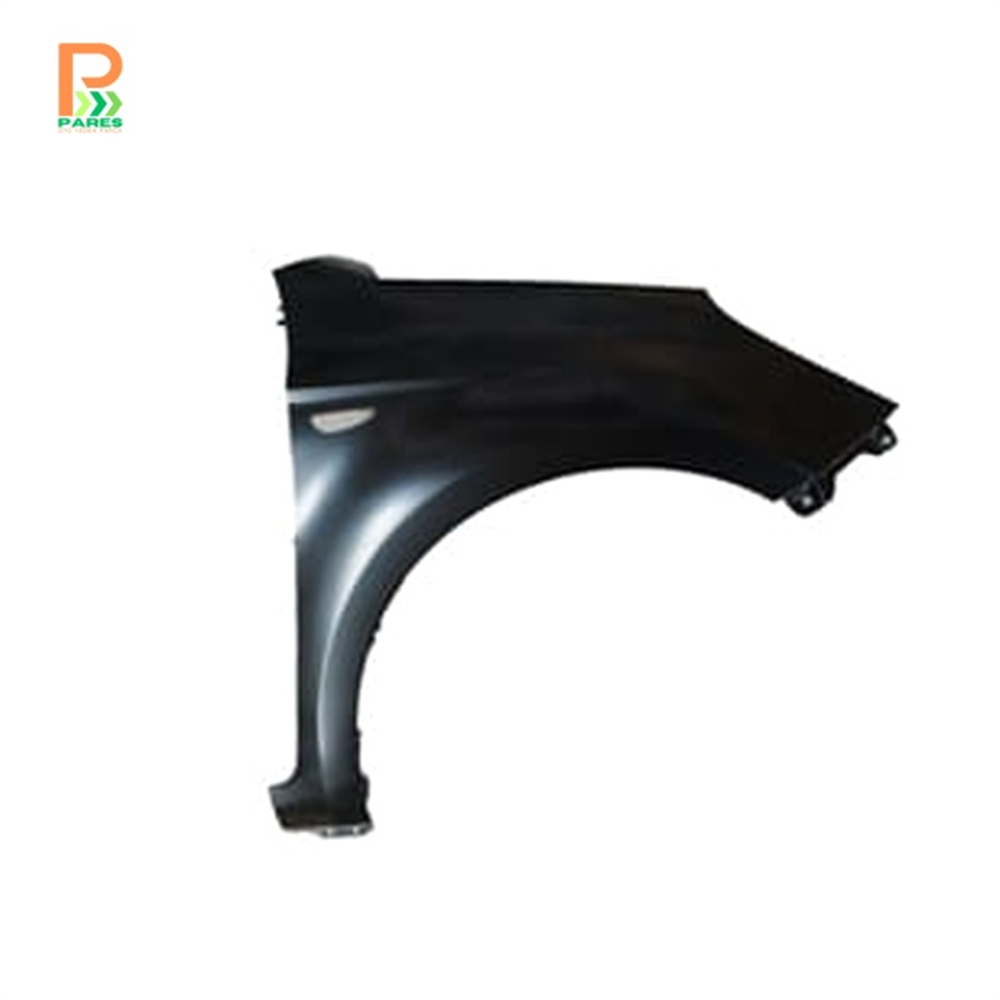 HYUNDAI I20- 2009-2012- ÖN ÇAMURLUK DELİKLİ SAĞ TARAF 