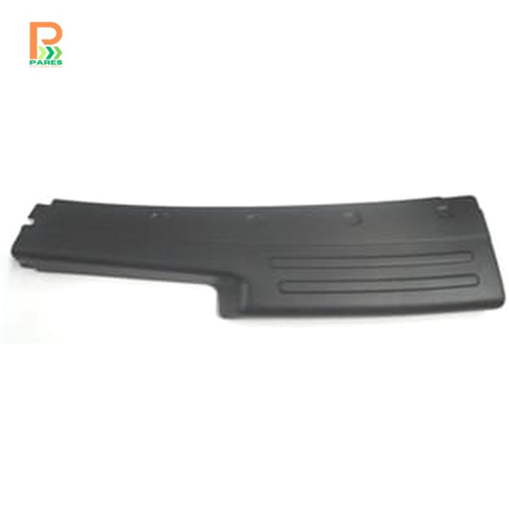 JEEP CHEROKEE- LIBERTY- 2002-2005- ARKA TAMPON ÜST BASAMAK PLASTİĞİ SAĞ TARAF 