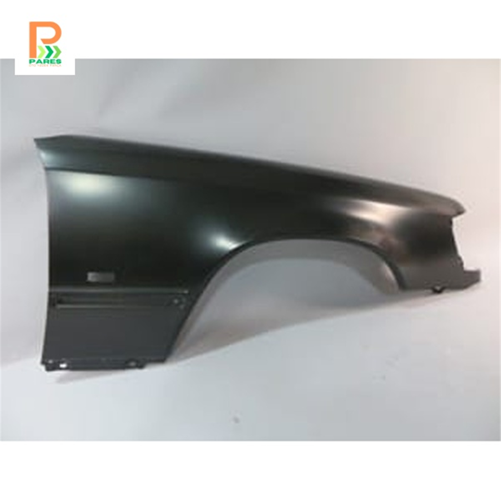 MERCEDES E CLASS- W124- 85/95; ÖN ÇAMURLUK DELİKLİ SAĞ TARAF 