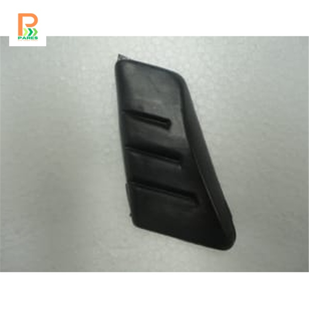 NISSAN SUNNY- B13- 90/94; ARKA ÇAMURLUK BANDI SAĞ TARAF ÇİZGİLİ TİP (YAPIŞTIRMALI)