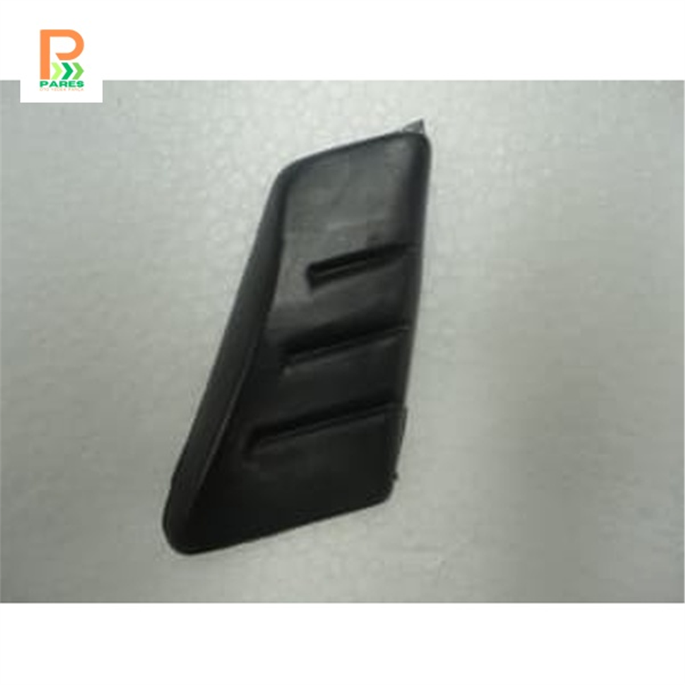 NISSAN SUNNY- B13- 90/94; ARKA ÇAMURLUK BANDI SOL TARAF ÇİZGİLİ TİP (YAPIŞTIRMALI)