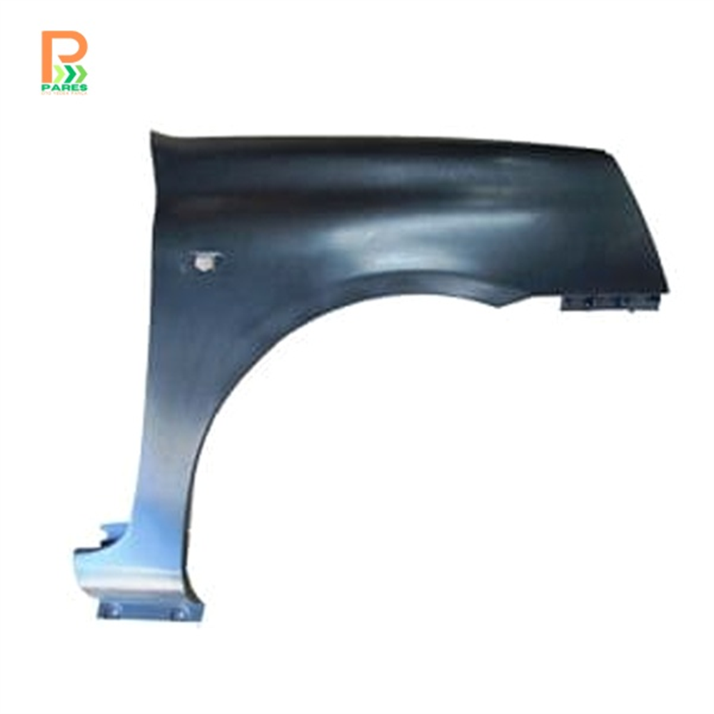 RENAULT CLIO- 2- SD/HB- 02/08; ÖN ÇAMURLUK DELİKLİ SAĞ TARAF PLASTİK