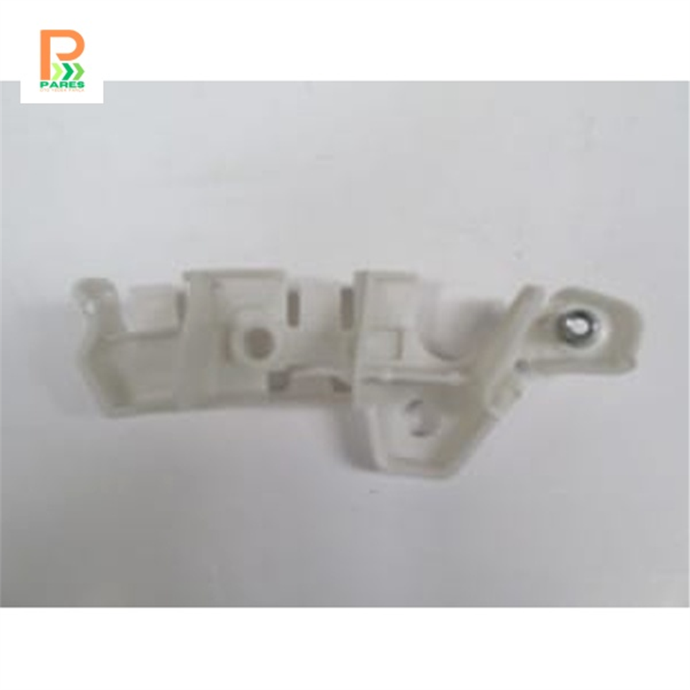 RENAULT MEGANE- 3- HB- 2014-2015- ÖN TAMPON BAĞLANTI BRAKETİ SAĞ TARAF (YAN KULAĞA BAĞLANAN) 