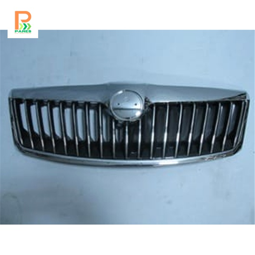 SKODA OCTAVIA- 2020-2012- ÖN PANJUR (NİKELAJ ÇERÇEVELİ/İÇ PETEKLERİ SİYAH/NİKELAJLI) (TW-Y)