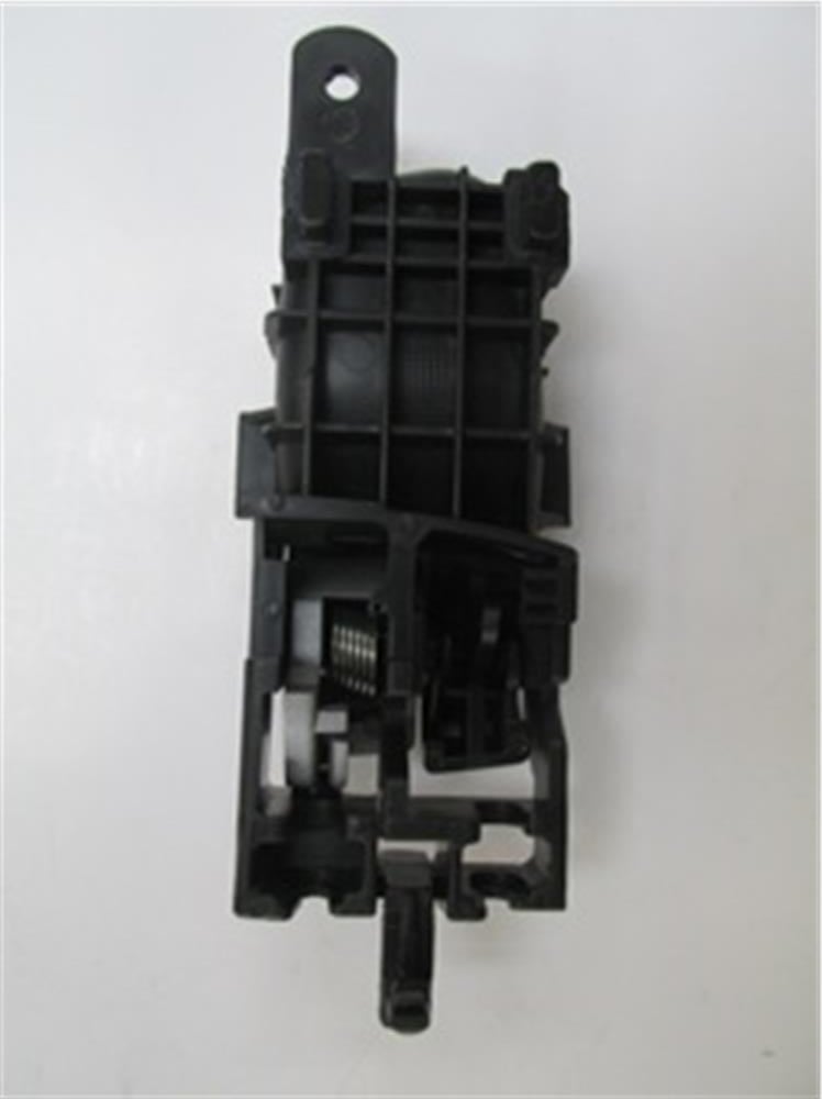 SUZUKI GRAND VITARA- 2006-2012- ÖN KAPI İÇ AÇMA KOLU SOL TARAF (ELCEĞİ GÜMÜŞ ) 