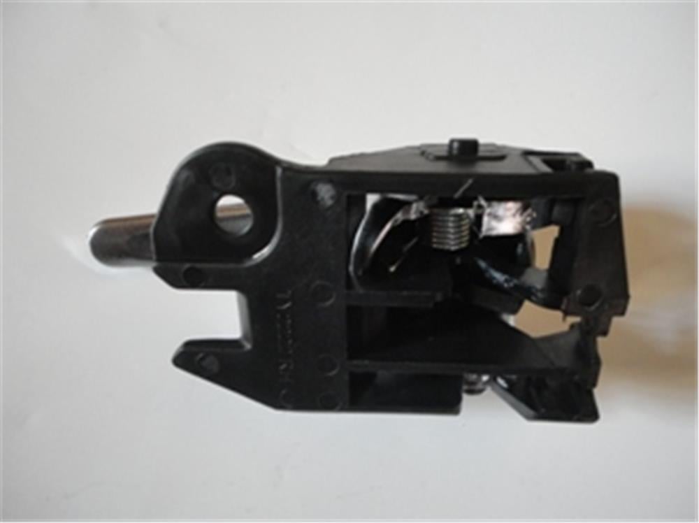 TOYOTA COROLLA- E150- 2007-2013- ÖN KAPI İÇ AÇMA KOLU SAĞ TARAF NİKELAJLI 