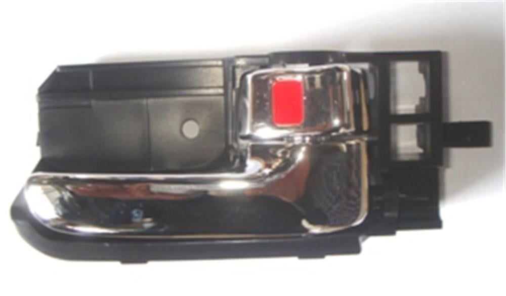 TOYOTA COROLLA- ZZE121- 02/06; ÖN KAPI İÇ AÇMA KOLU SAĞ TARAF (ELCEĞİ NİKELAJLI) 