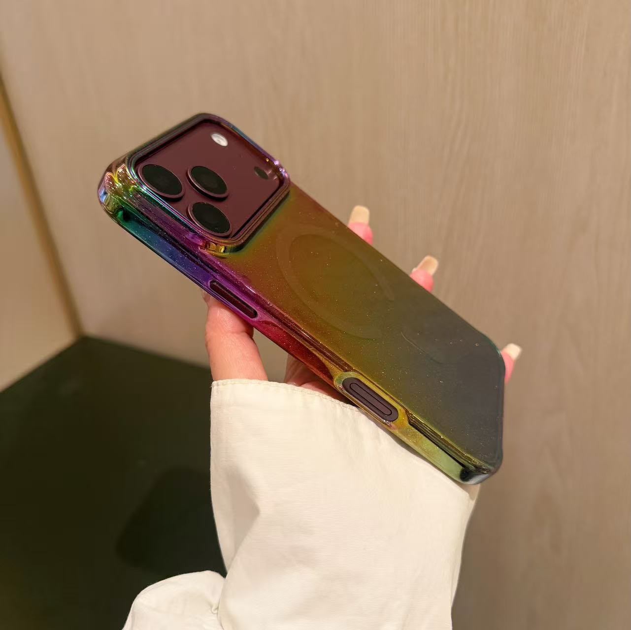 Armor Simli Hologramlı Sert Kılıf Bordo Renkli
