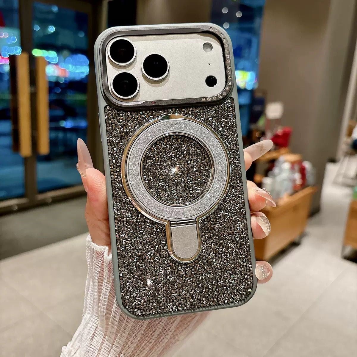 Bling Full Taşlı Standlı Magsafe Özellikli Kılıf Titanyum Renkli