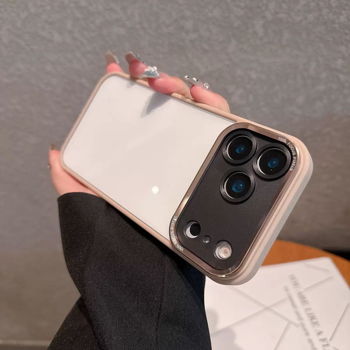 Crystal Shield Kamera Korumalı Şeffaf Kılıf Pembe Renkli