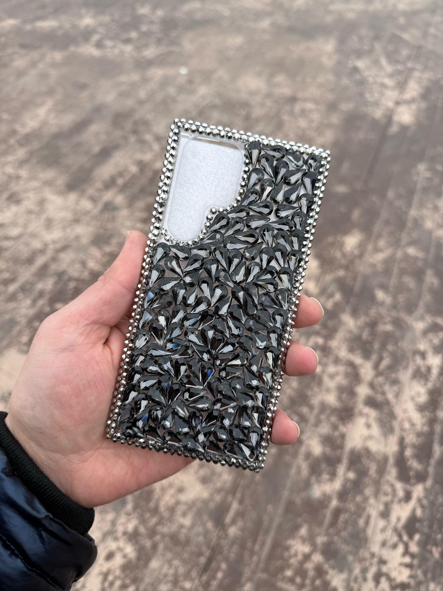 Full Orijinal Taşlı Exclusive Silikon Kenarlı Telefon Kılıfı Füme Renkli