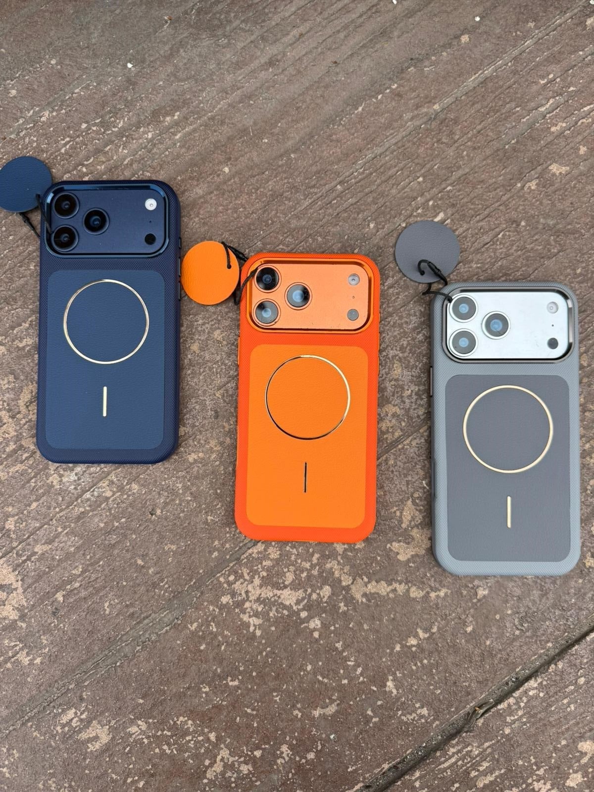Glossy Leather Magsafe Özellikli Kamera Korumalı Kılıf Lacivert Renkli