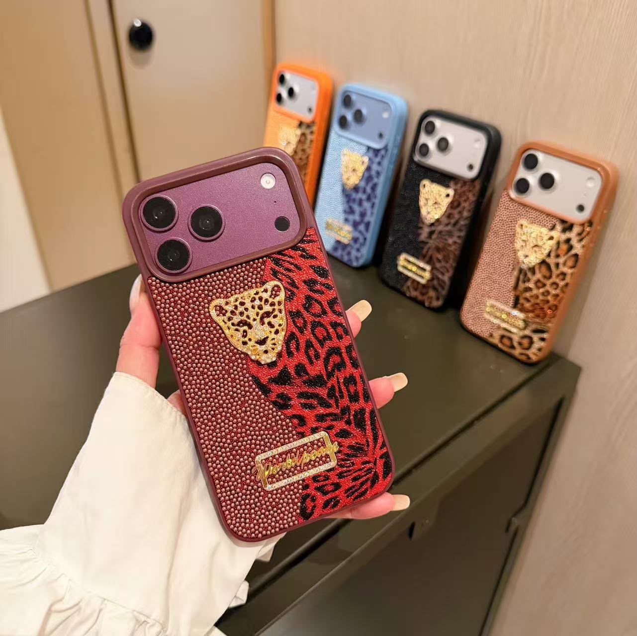 Luxury Leopar İnci Motifli Kılıf Turuncu Renkli