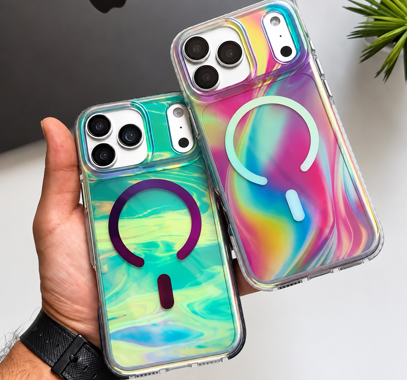 Puloka Luxury Hologramlı Magsafe Özellikli Kılıf Beyaz Renkli