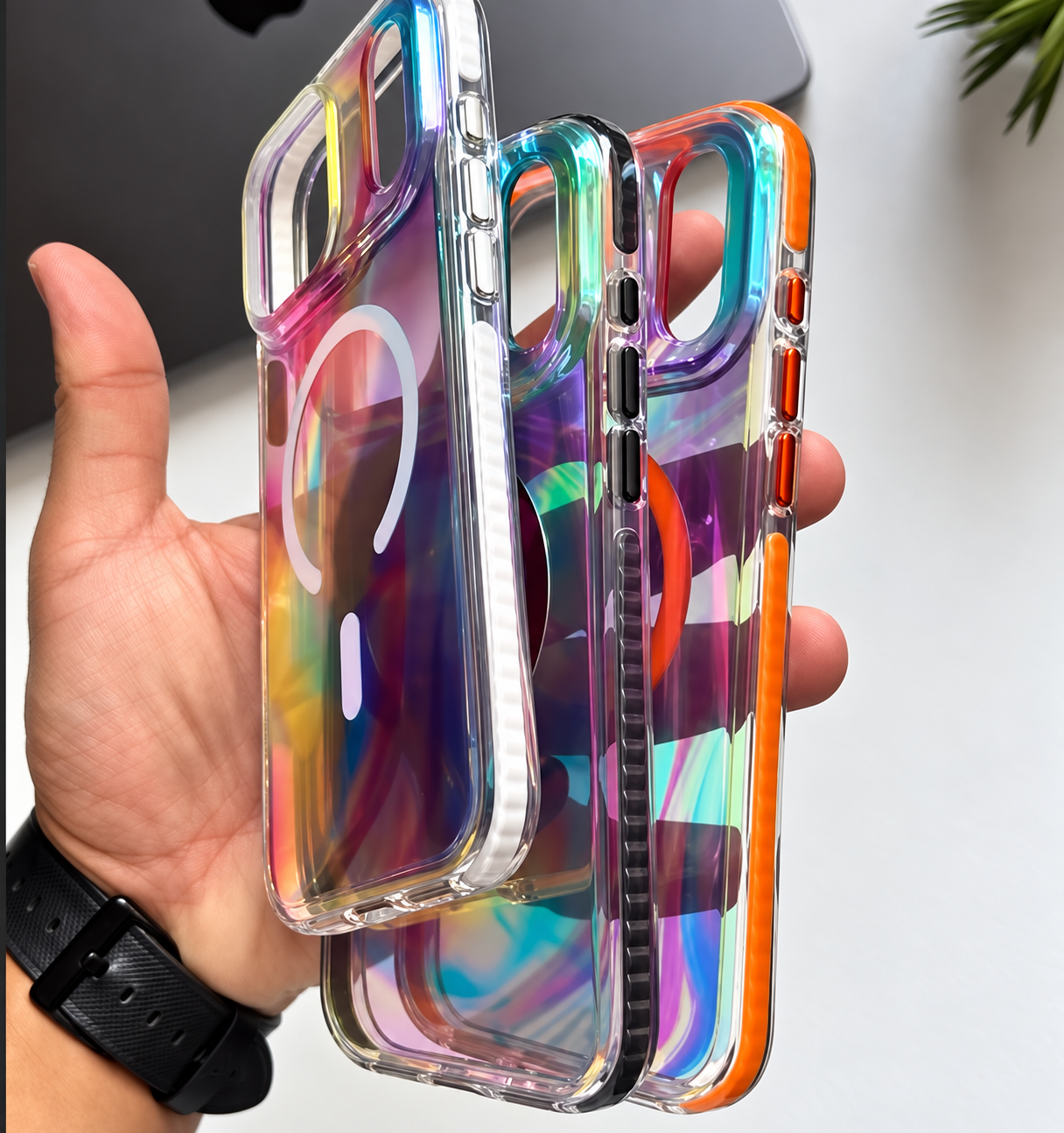 Puloka Luxury Hologramlı Magsafe Özellikli Kılıf Turuncu Renkli