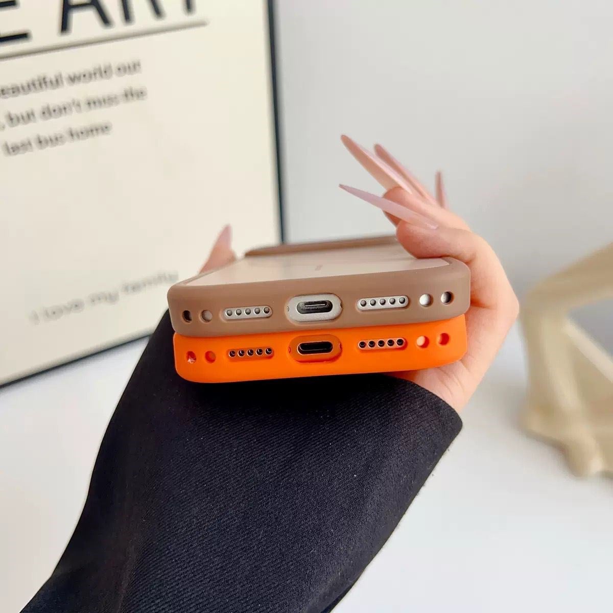 SoftArt Magsafe Özellikli Mat Silikon Kılıf Siyah Renkli